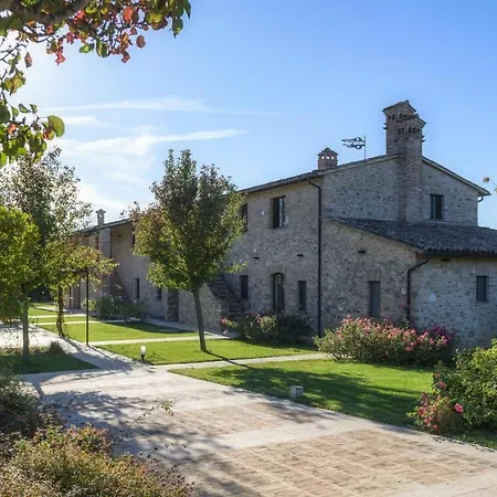 Villa Eremo Santa Barbara 16&5, Emma Todi